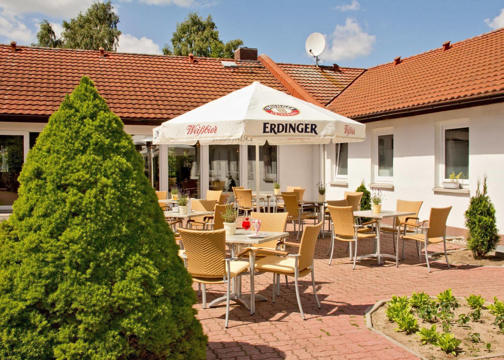 Hotel Pommerscher Hof 奥斯特西巴德钦诺维茨 外观 照片