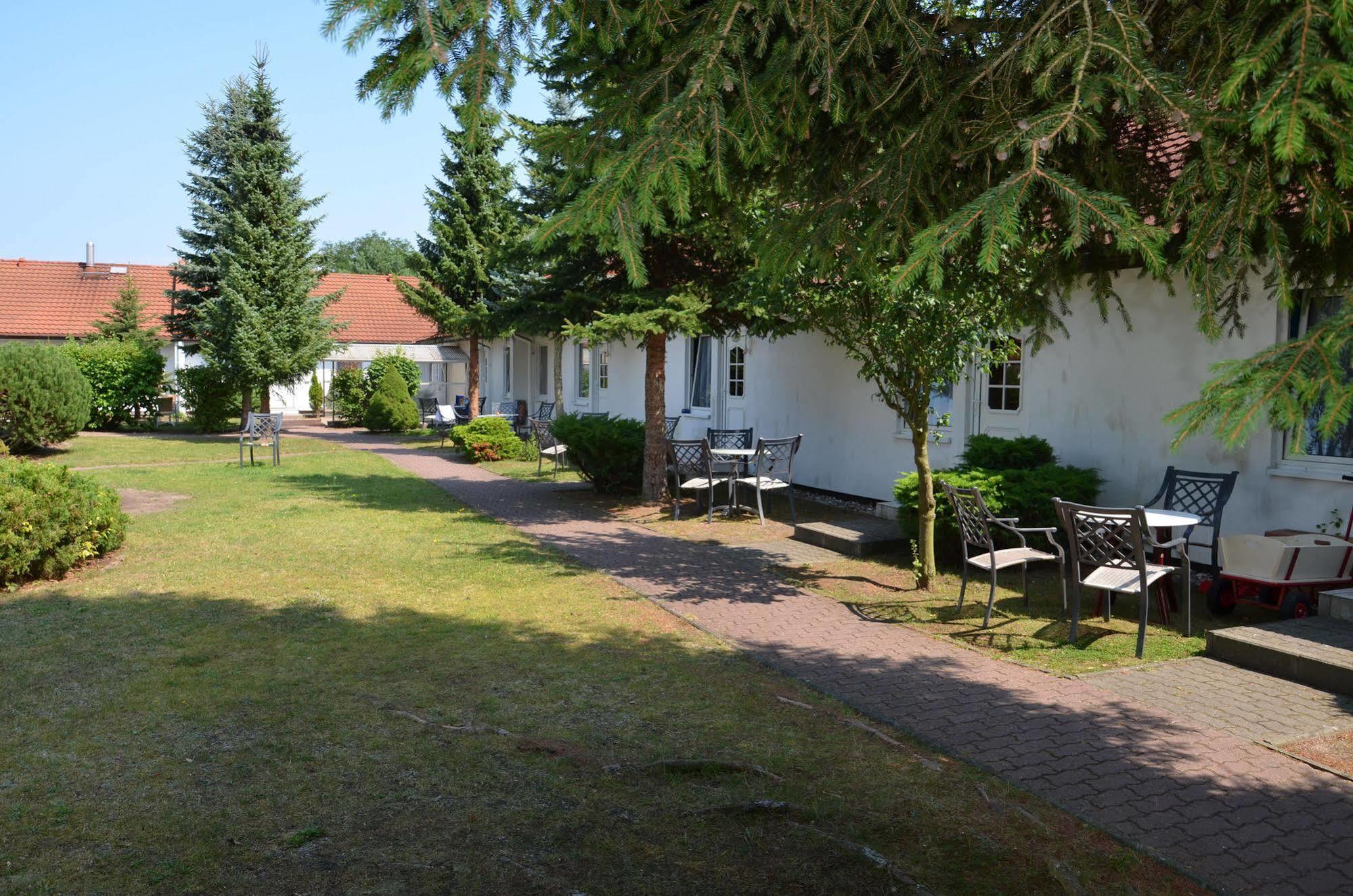 Hotel Pommerscher Hof 奥斯特西巴德钦诺维茨 外观 照片